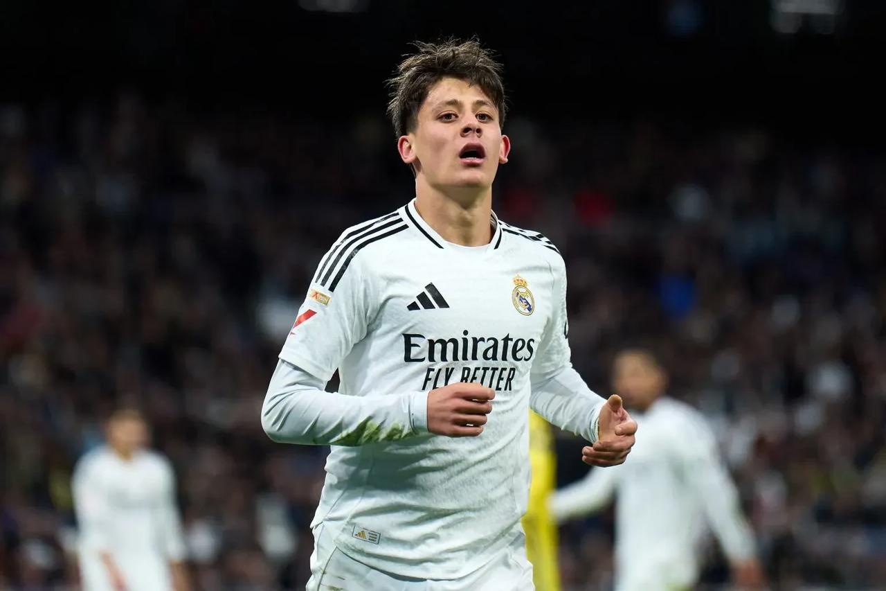 包含德布劳内新星突破纪录表现惊艳,皇家马德里未来可期!的词条 包含德布劳内新星突破纪录表现惊艳,皇家马德里未来可期!的词条